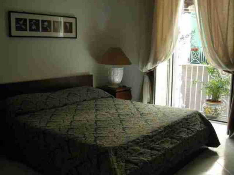 Bed & Breakfast Plebiscito Home Neapel Exteriör bild